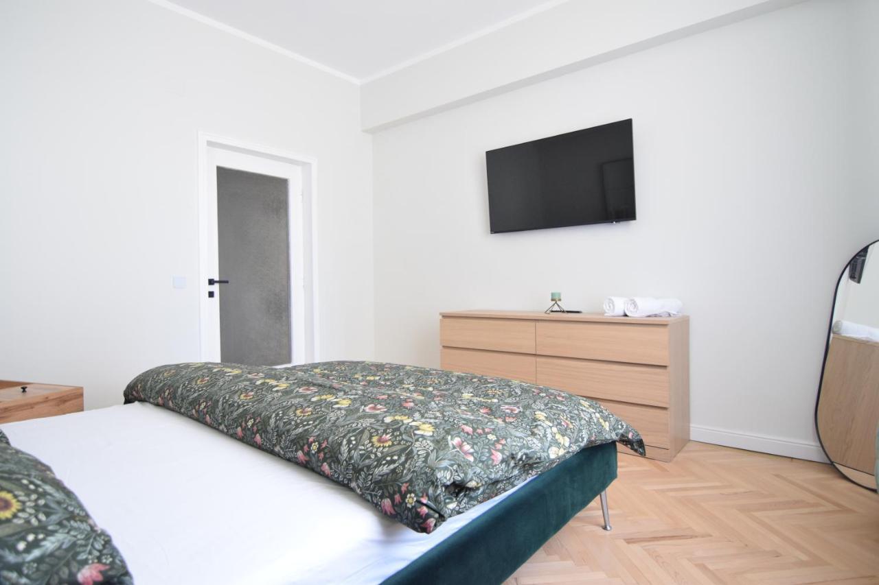 Beautiful Apartment In Old City Bucureşti Eksteriør bilde