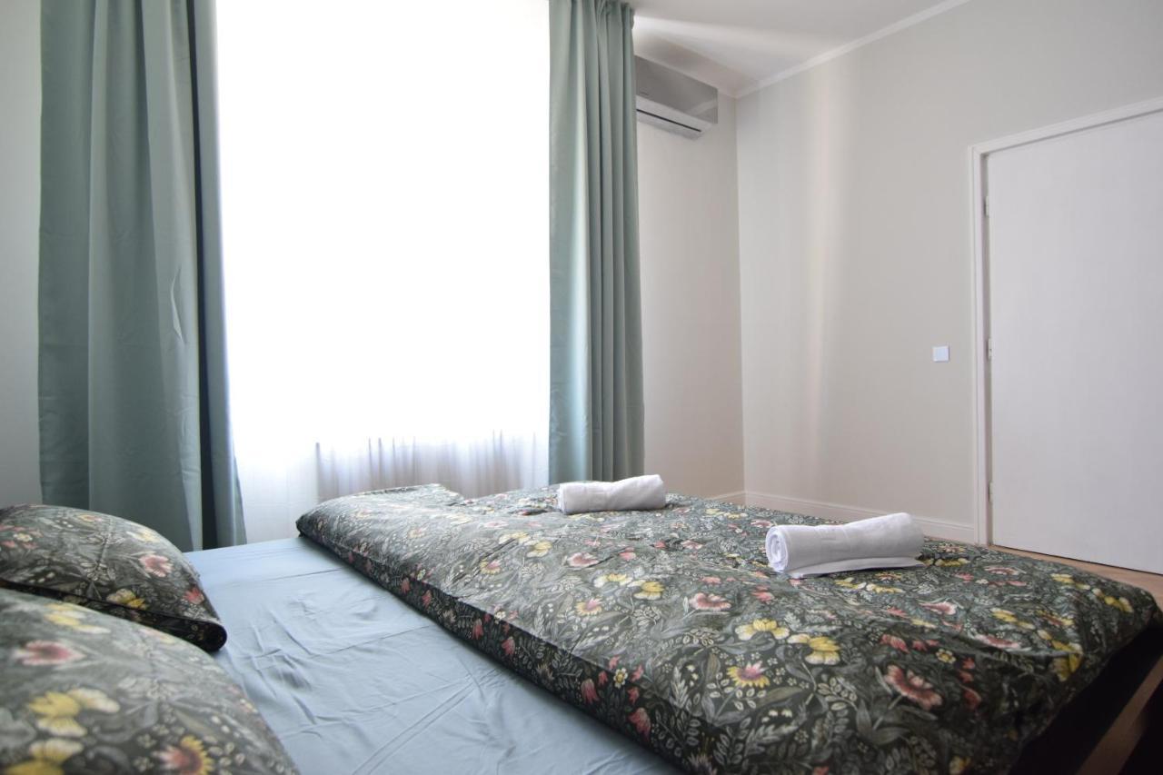 Beautiful Apartment In Old City Bucureşti Eksteriør bilde